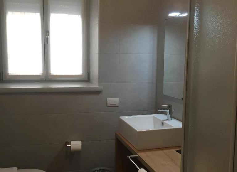 חדר סטנדרט יחיד, R&b La Calzoleria