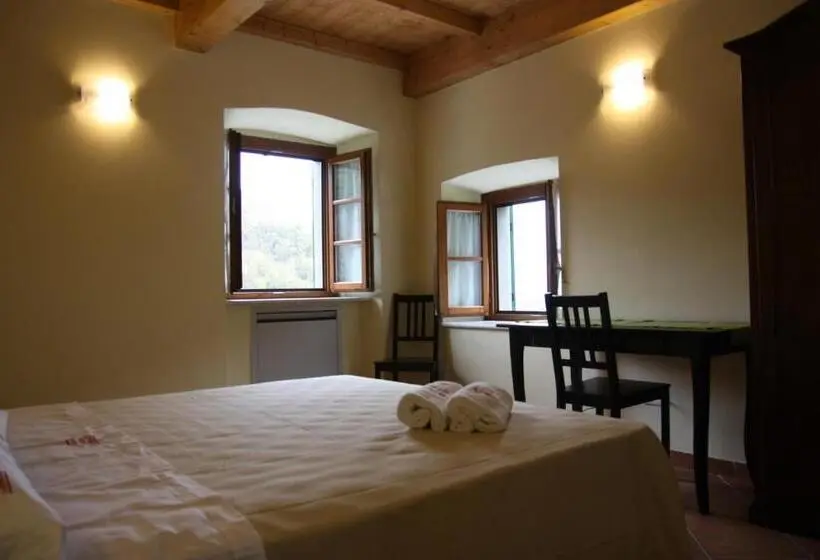Standard-invahuone, Locanda Il Monastero