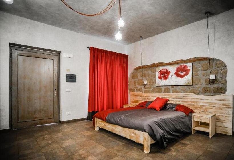اتاق خانوادگی, Agriturismo La Collina