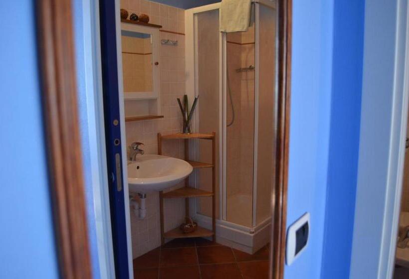 غرفة قياسية رباعية, Cascina Il Convivio