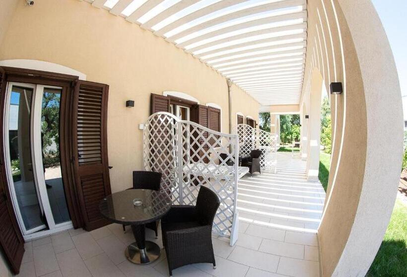 Полулюкс, Isola Verde Agriturismo