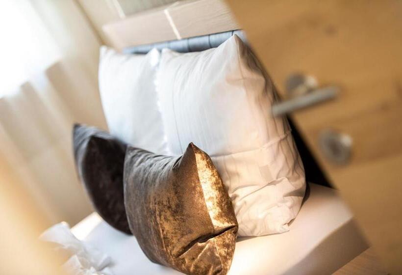 Апартаменты 1 Спальня Вид на Сад, Haus Gregori