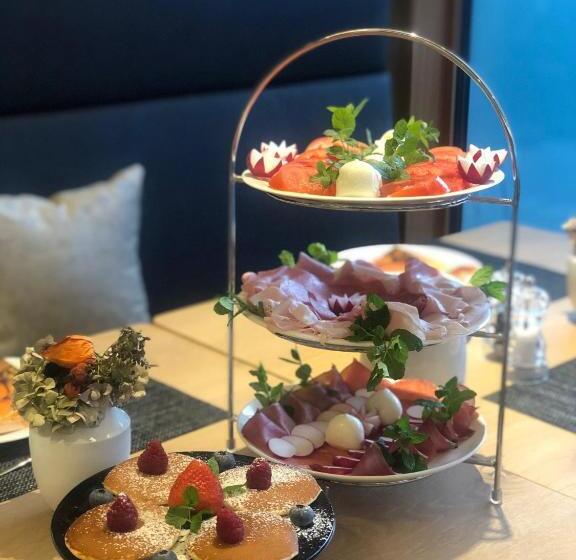 Апартаменты 1 Спальня с Балконом, Haus Gregori