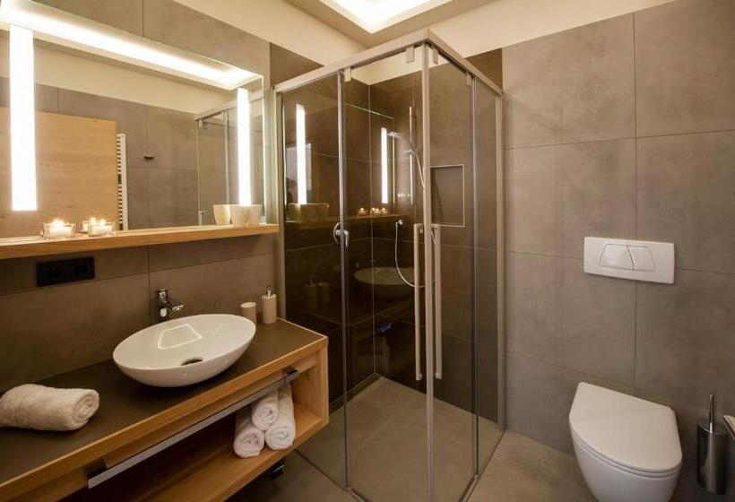 Апартаменты 1 Спальня Вид на Бассейн, Haus Gregori