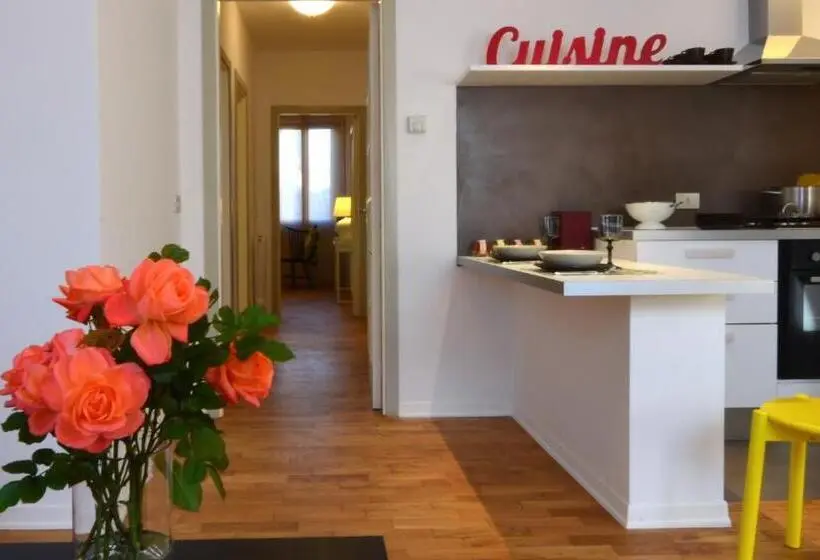 1 Bedroom Penthouse Apartment, Angelina Urban Lodge