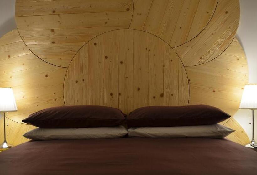 带1个卧室的顶楼公寓, Angelina Urban Lodge