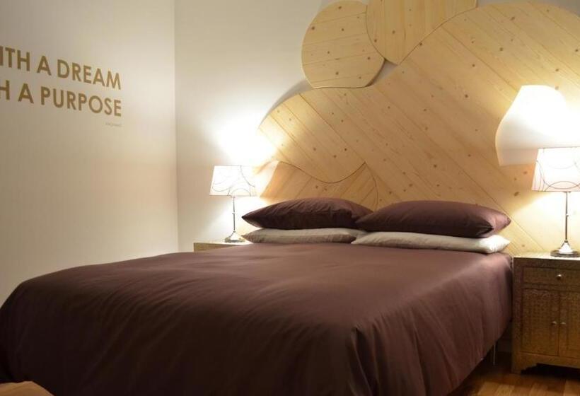 带1个卧室的顶楼公寓, Angelina Urban Lodge