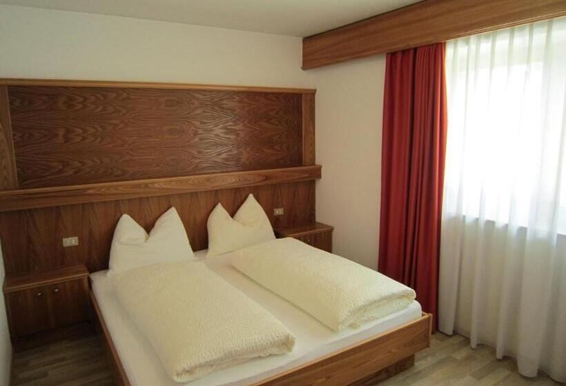 דירת 2 חדרים עם טרסה, Aparthotel Garni Haus Hubertus