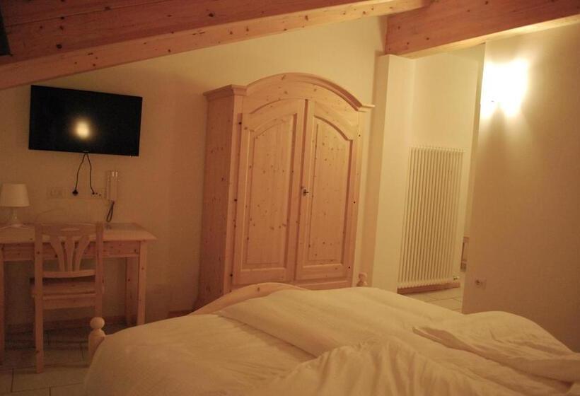 חדר סטנדרט, Elbele Garnì