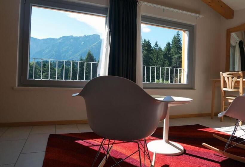 סוויטה נוף להרים, Elbele Garnì