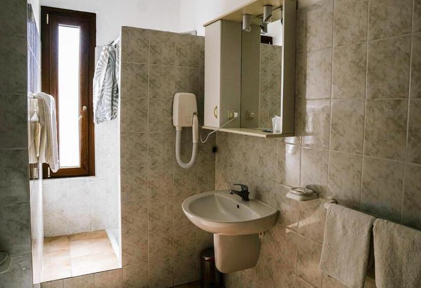 Номер Стандарт Трехместный, Agriturismo Cascina Del Vai