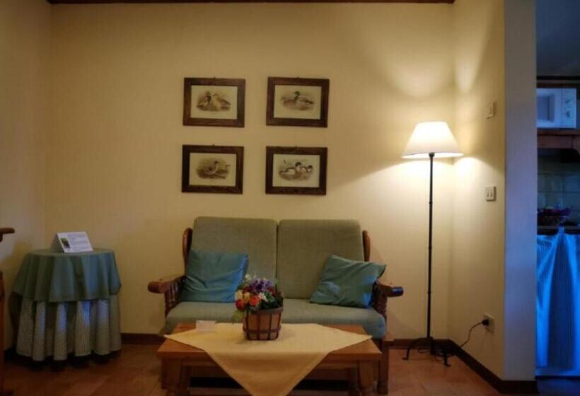 דירת חדר בקומת קרקע, Agriturismo Isola Augusta