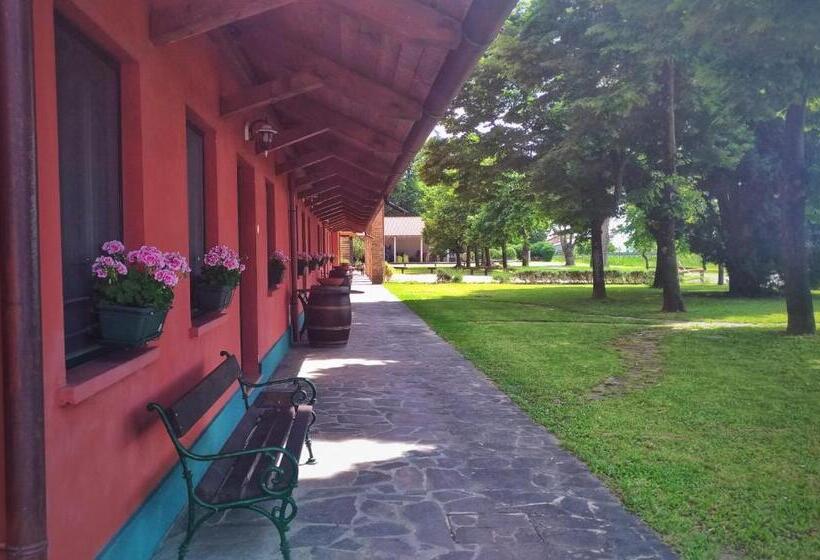 דירת חדר בקומת קרקע, Agriturismo Isola Augusta