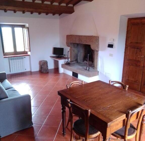 آپارتمان 1 خوابه, Agriturismo Naioli