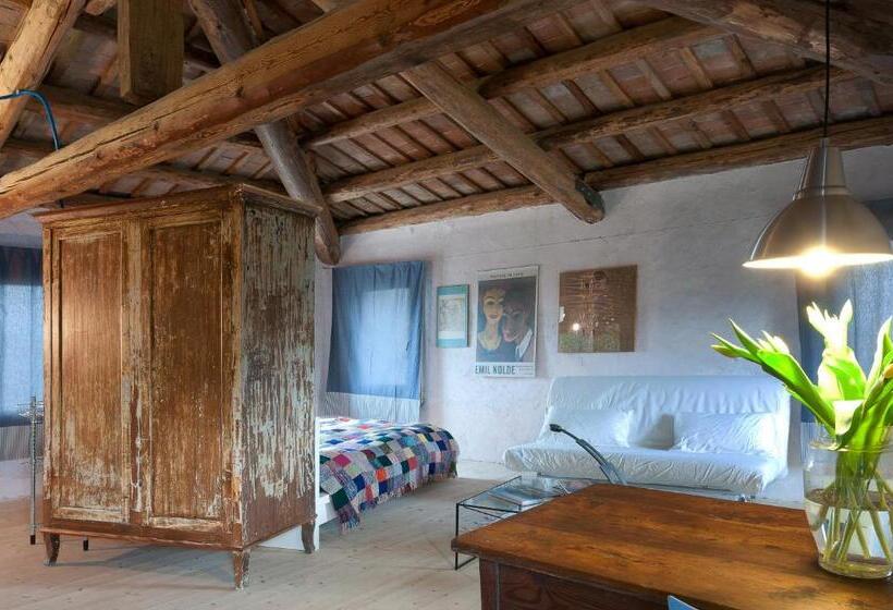 غرفة قياسية سرير كينج, Casadesergio