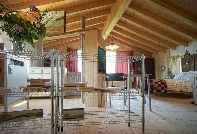 Suite, Casadesergio