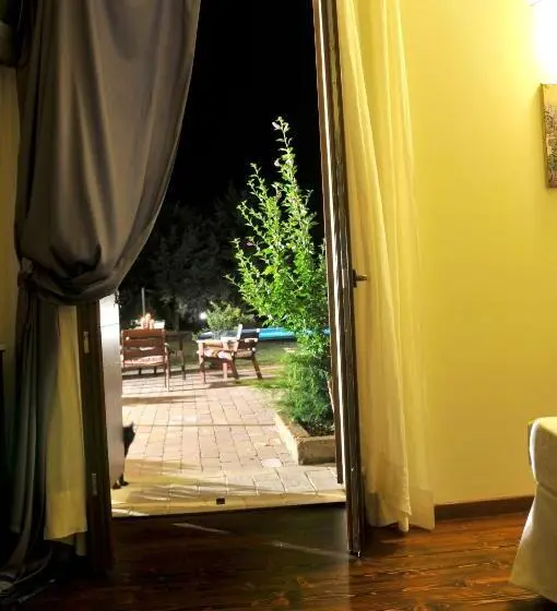 １ベッドルームハウス, Country House Binnella