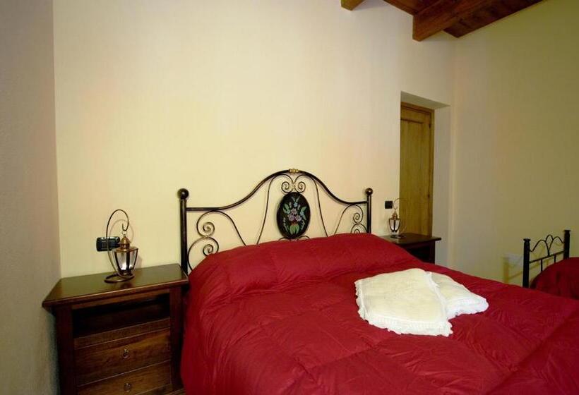 חדר סטנדרט לשלושה, La Locanda Del Poeta