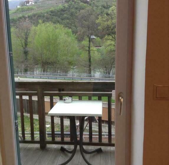 اتاق استاندارد با بالکن, Ottenkellerhof