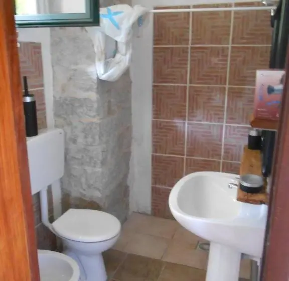 Standard Kolmen Hengen Huone, S Imbragu Farm B&b