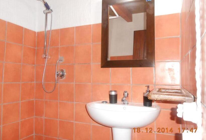 غرفة قياسية رباعية, S Imbragu Farm B&b