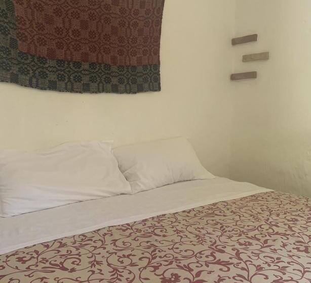 غرفة قياسية ثلاثية, S Imbragu Farm B&b