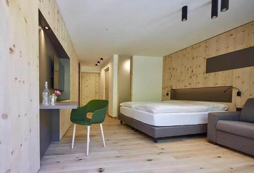 Standard-huone Parveke, Ladurner
