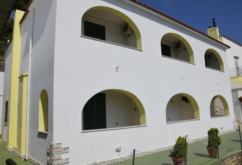 اتاق استاندارد با بالکن, U Campagnuolo