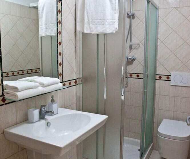 Quarto Quádruplo Premium, Villa Imago