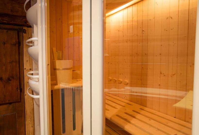 סוויטה אקזקיוטיב, Walser House