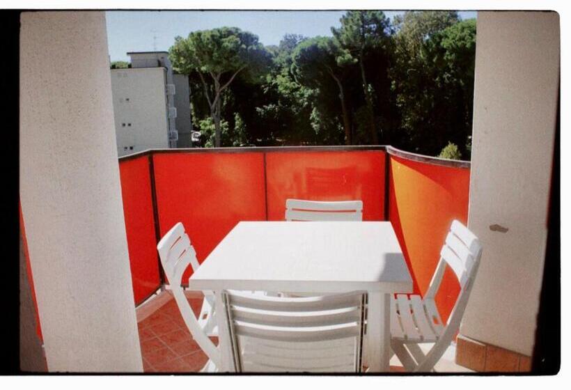 آپارتمان 2 خوابه با بالکن, Tropicana Residence