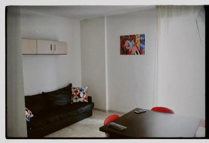テラス付き１ベッドルームアパートメント, Tropicana Residence