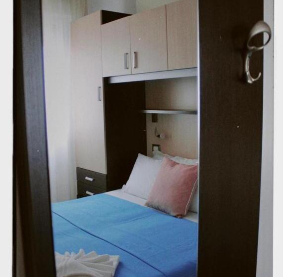 דירת חדר סופריור, Tropicana Residence