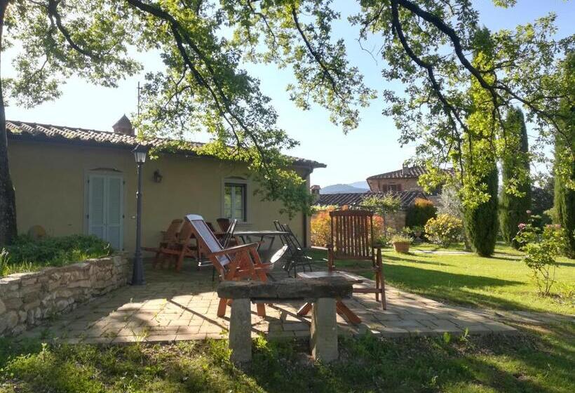 Апартаменты 2 Спальни, Agriturismo La Scarpaia