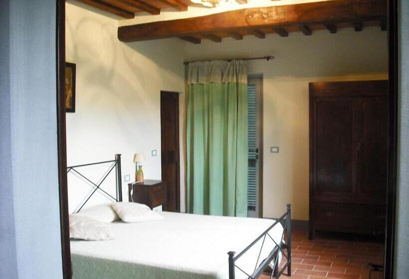 스탠다드 트리플 룸, Agriturismo La Scarpaia