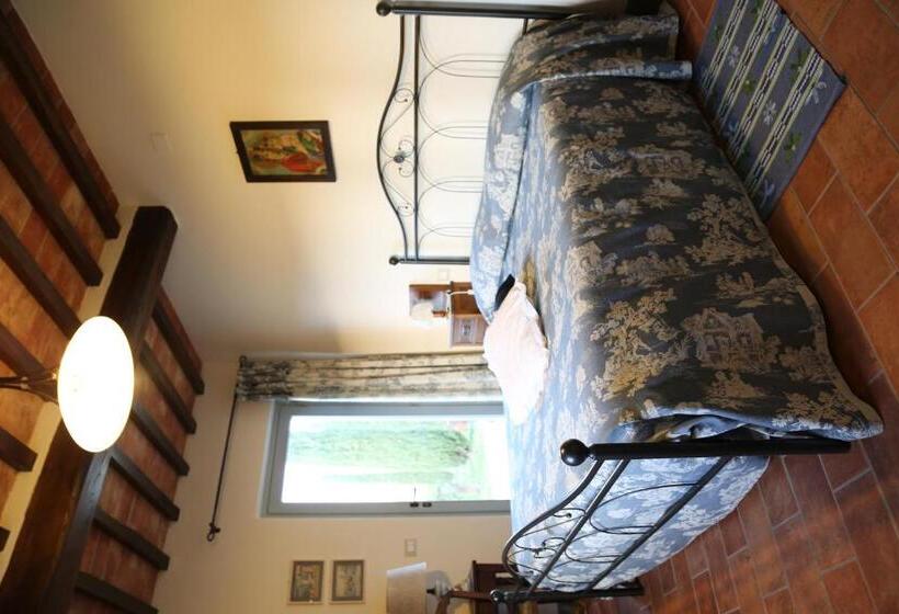 스탠다드 트리플 룸, Agriturismo La Scarpaia