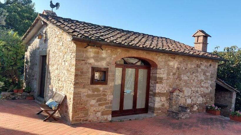 주니어 스위트, Agriturismo La Scarpaia