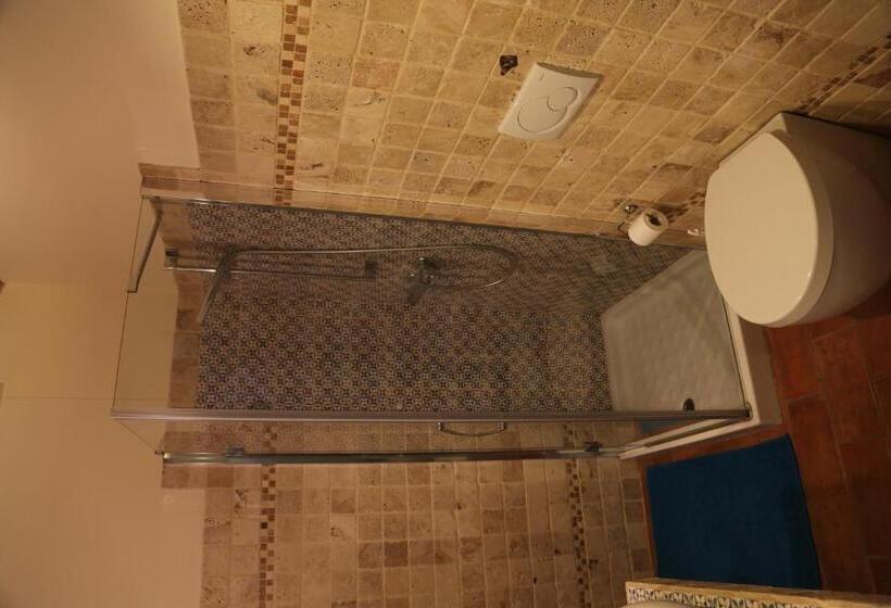 스탠다드 트리플 룸, Agriturismo La Scarpaia