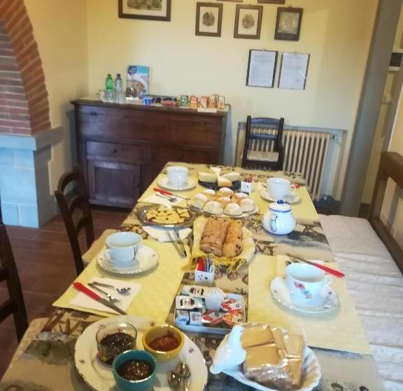 스탠다드 트리플 룸, Agriturismo La Scarpaia