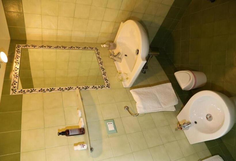 침실 2개 아파트, Agriturismo La Scarpaia