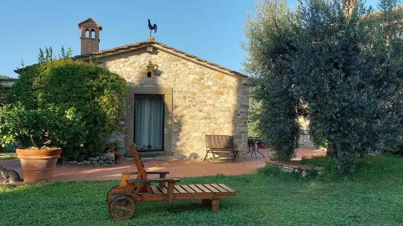 سوییت جونیور, Agriturismo La Scarpaia