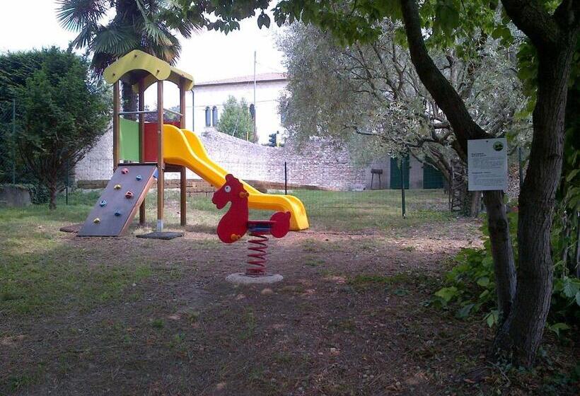 1ベッドルームアパートメント, Corte Attilea