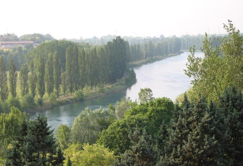 ２ベッドルームアパートメント, Corte Attilea