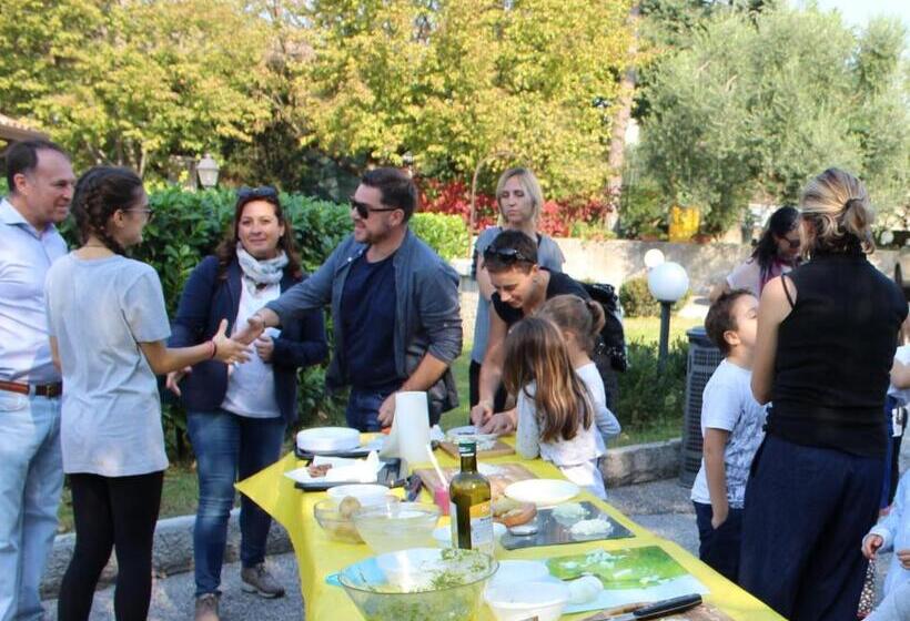 スタンダードルーム, Corte Attilea