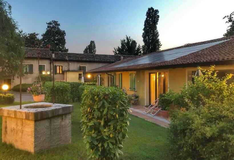 スタンダードルーム, Corte Attilea