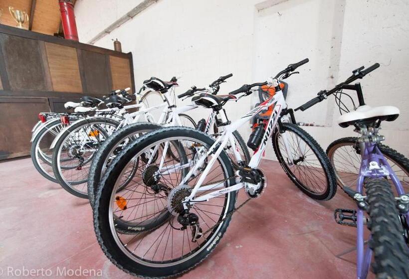 １階の１ベッドルームアパートメント, Corte Attilea