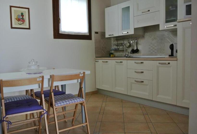 스탠다드 트리플 룸 가든 전망, Il Ghiandolino