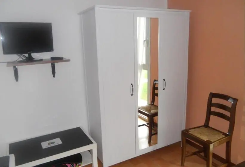 اتاق استاندارد یک نفره, La Casa Di Campagna