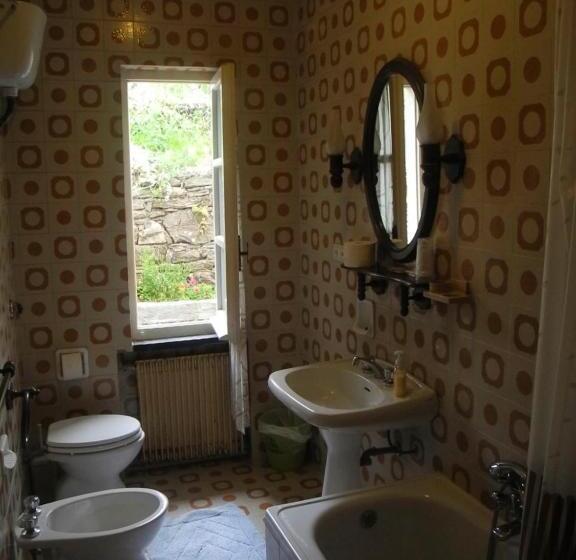 غرفة قياسية فردية حمام مشترك, La Foce Del Prato