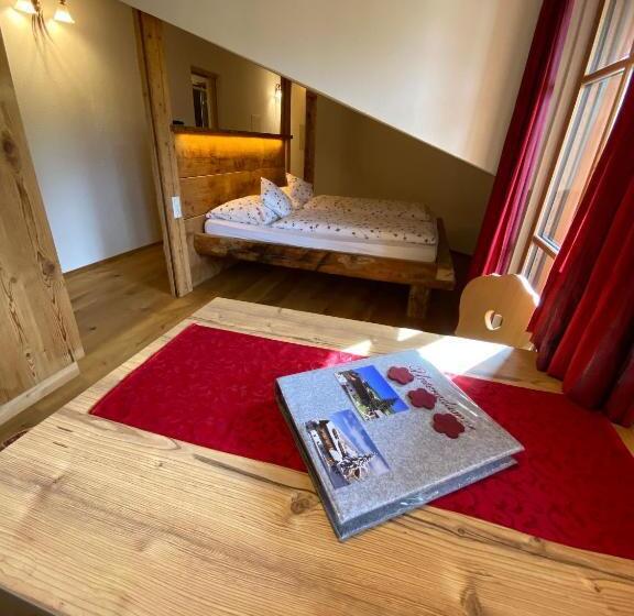 Номер Стандарт с Балконом, Unteradamerhof